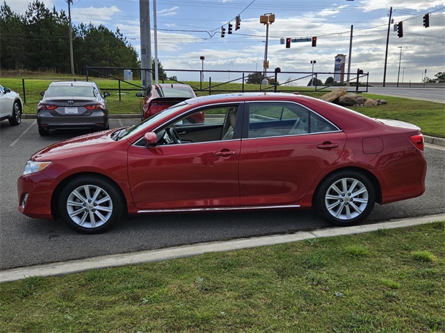 2012 Toyota Camry XLE photo 4