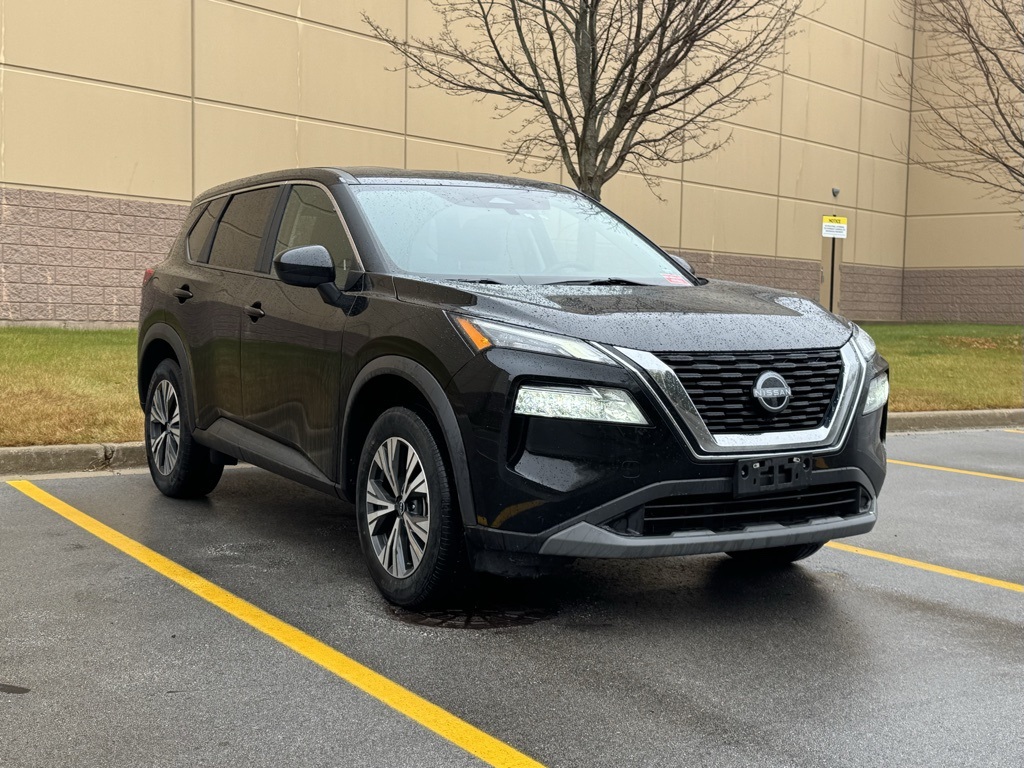2023 Nissan Rogue SV photo 2