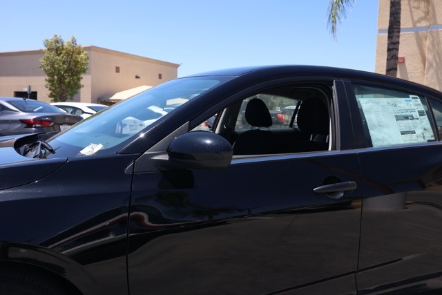 2025 Nissan Sentra S photo 11