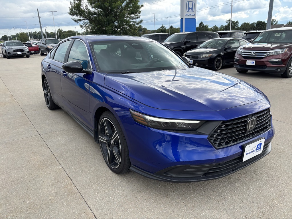 2025 Honda Accord Sport photo 3