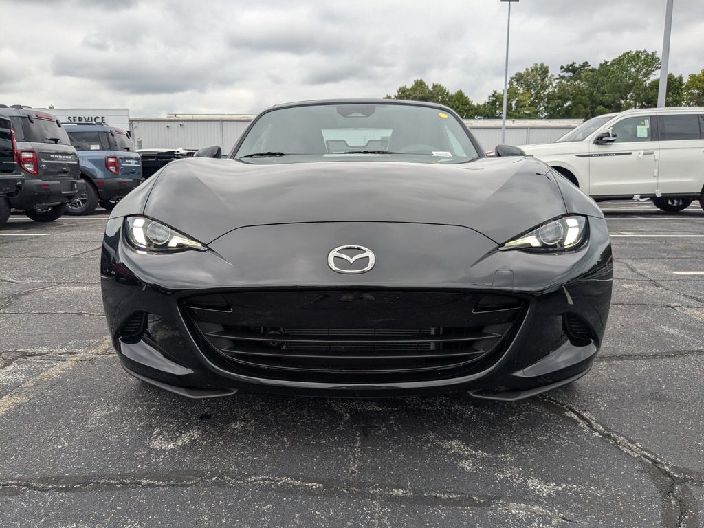 2025 Mazda MX-5 Miata Miata Sport photo 10