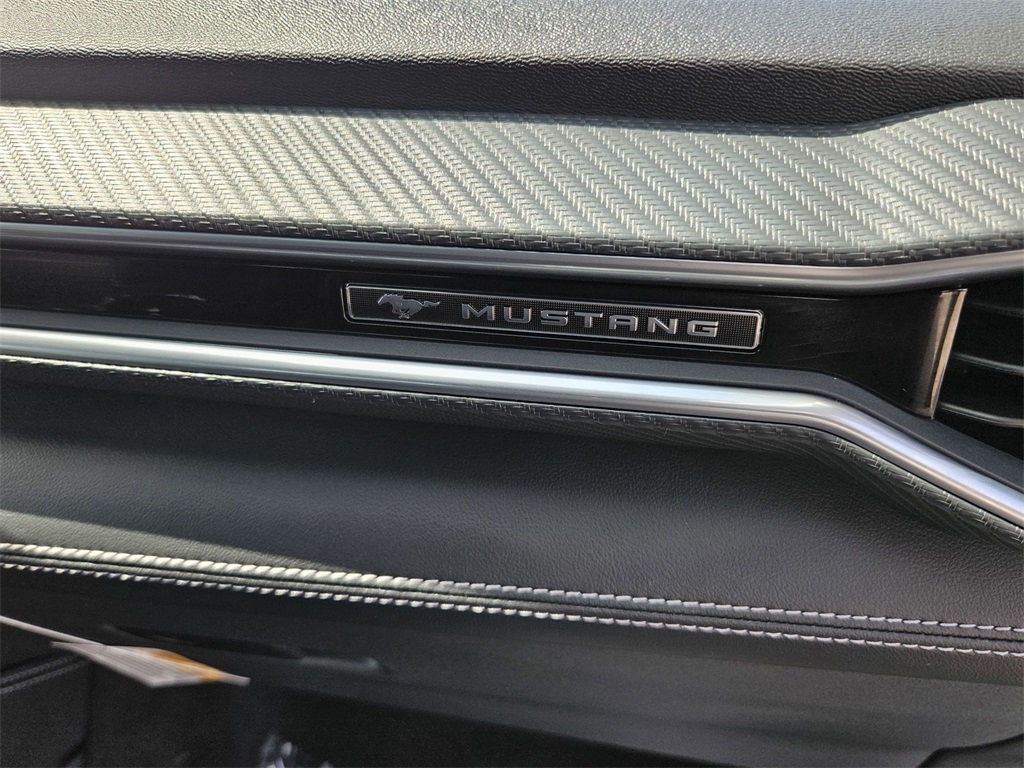 2025 Ford Mustang GT Premium Convertible photo 28