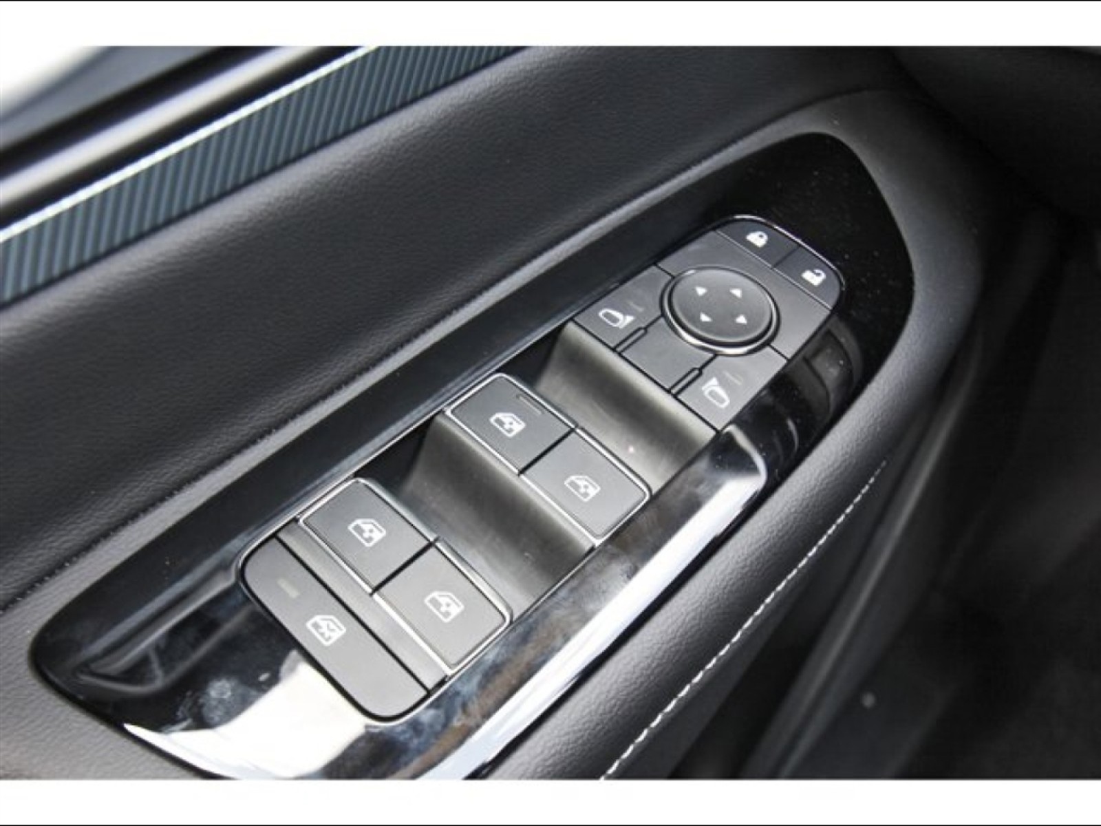 2025 Nissan Murano SL - 11