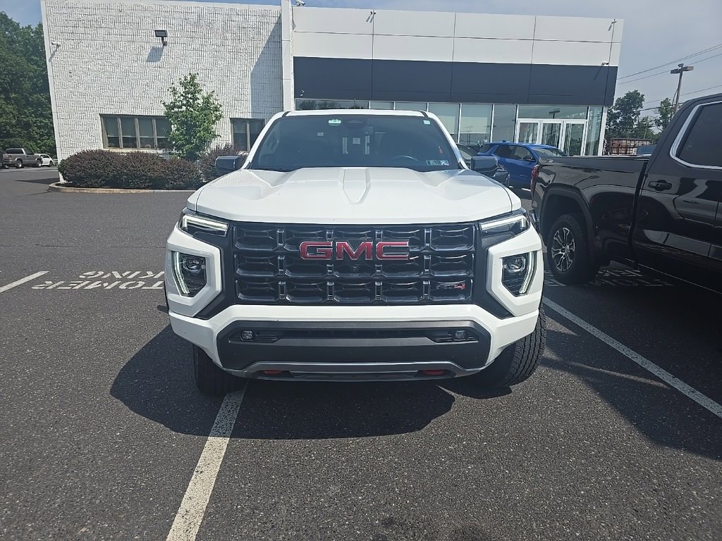 2023 Gmc Canyon AT4 photo 2