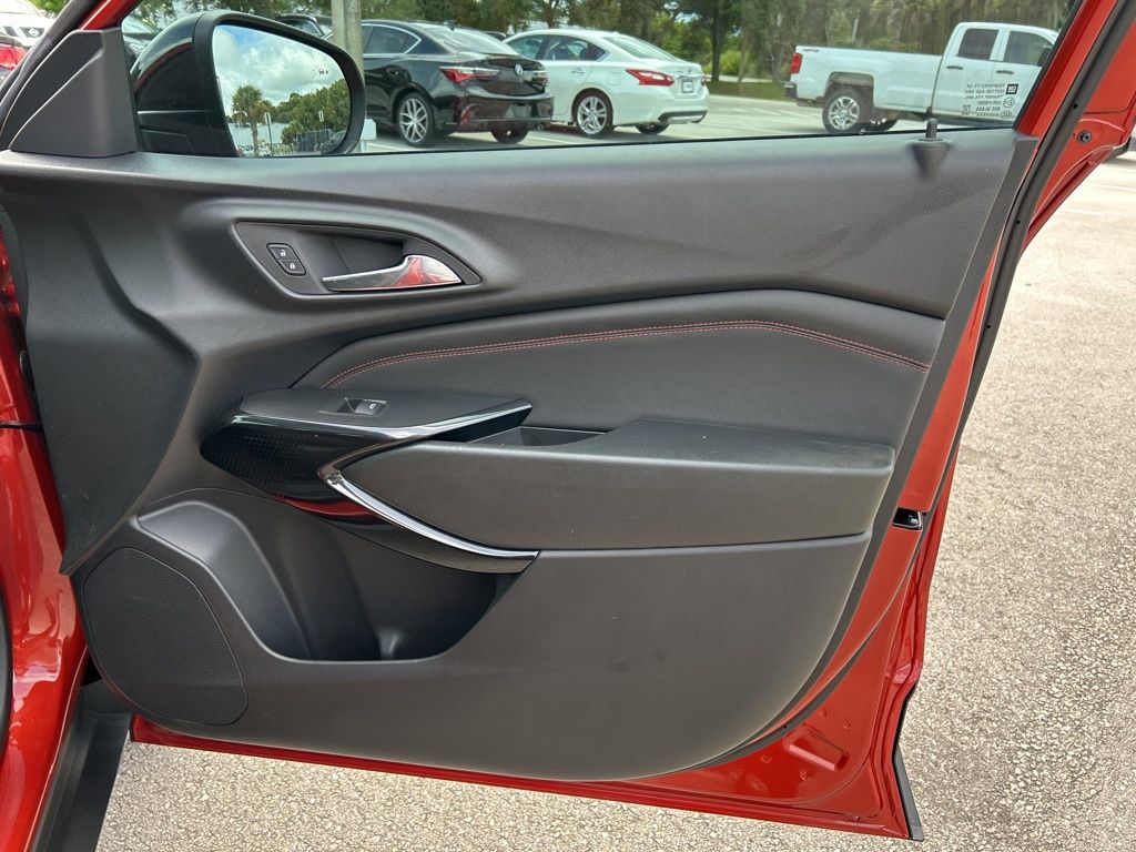 2024 Chevrolet Trax photo 31