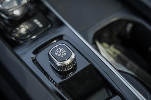 2022 Volvo XC60 Inscription photo 23