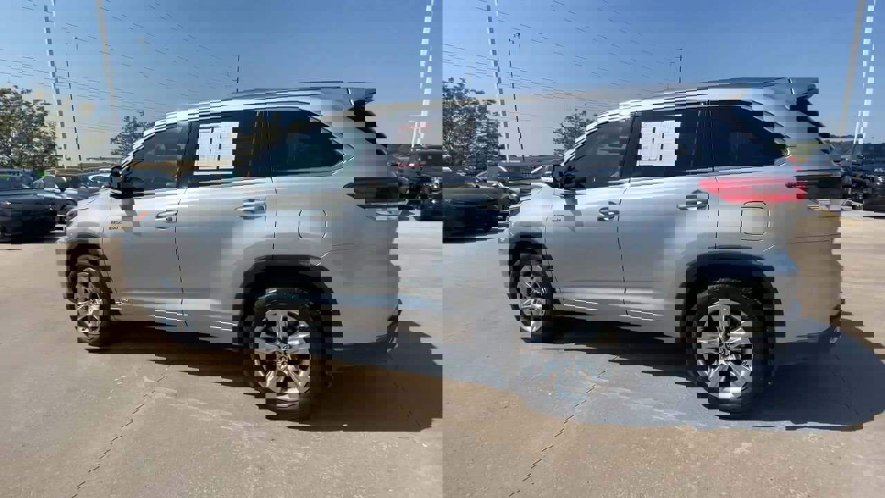 2019 Toyota Highlander Limited photo 4