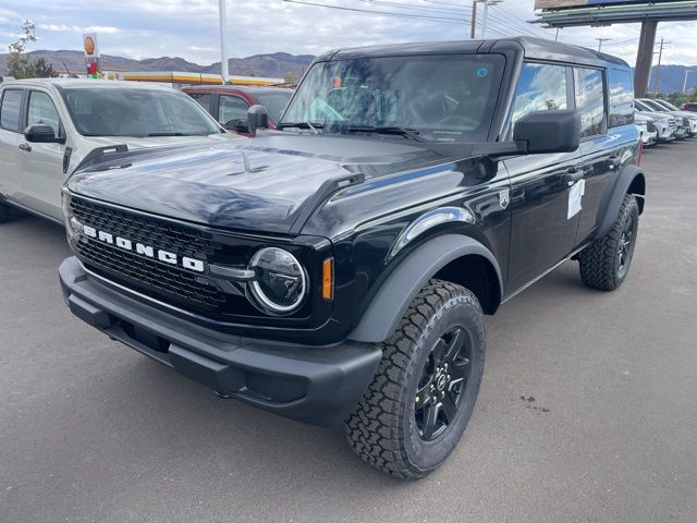 2025 Ford Bronco Big Bend photo 2