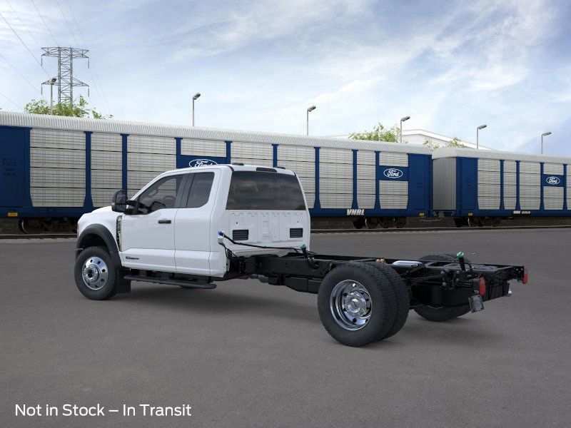 2026 Ford F-550 photo 2