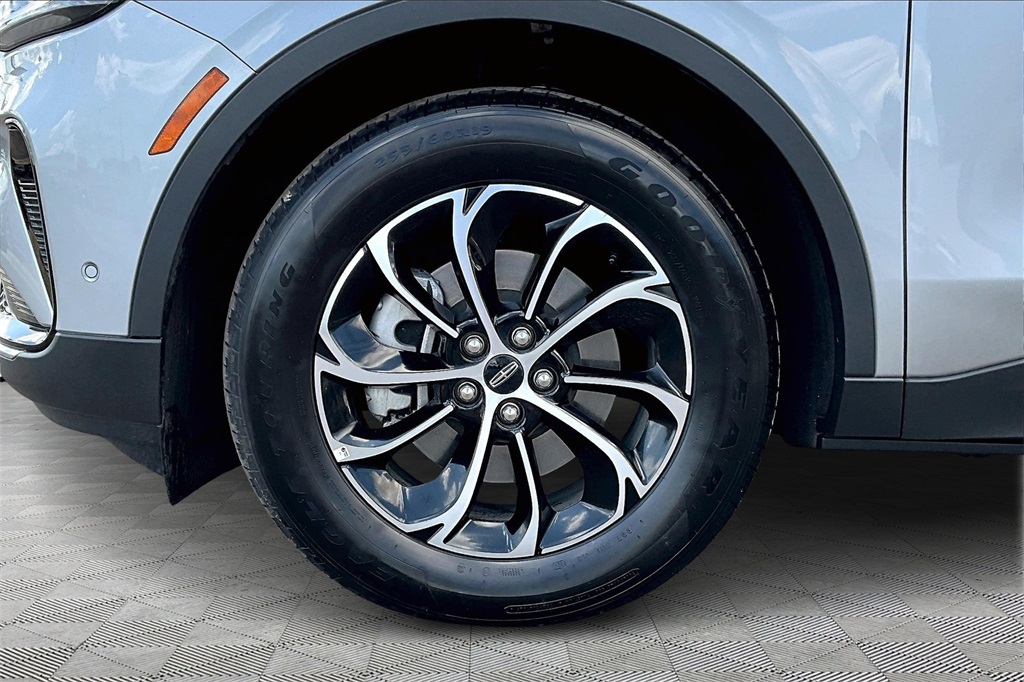 Image of Pre-Owned 2024 Lincoln Nautilus Premiere