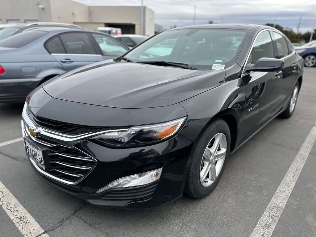 2022 Chevrolet Malibu 1LT photo 3