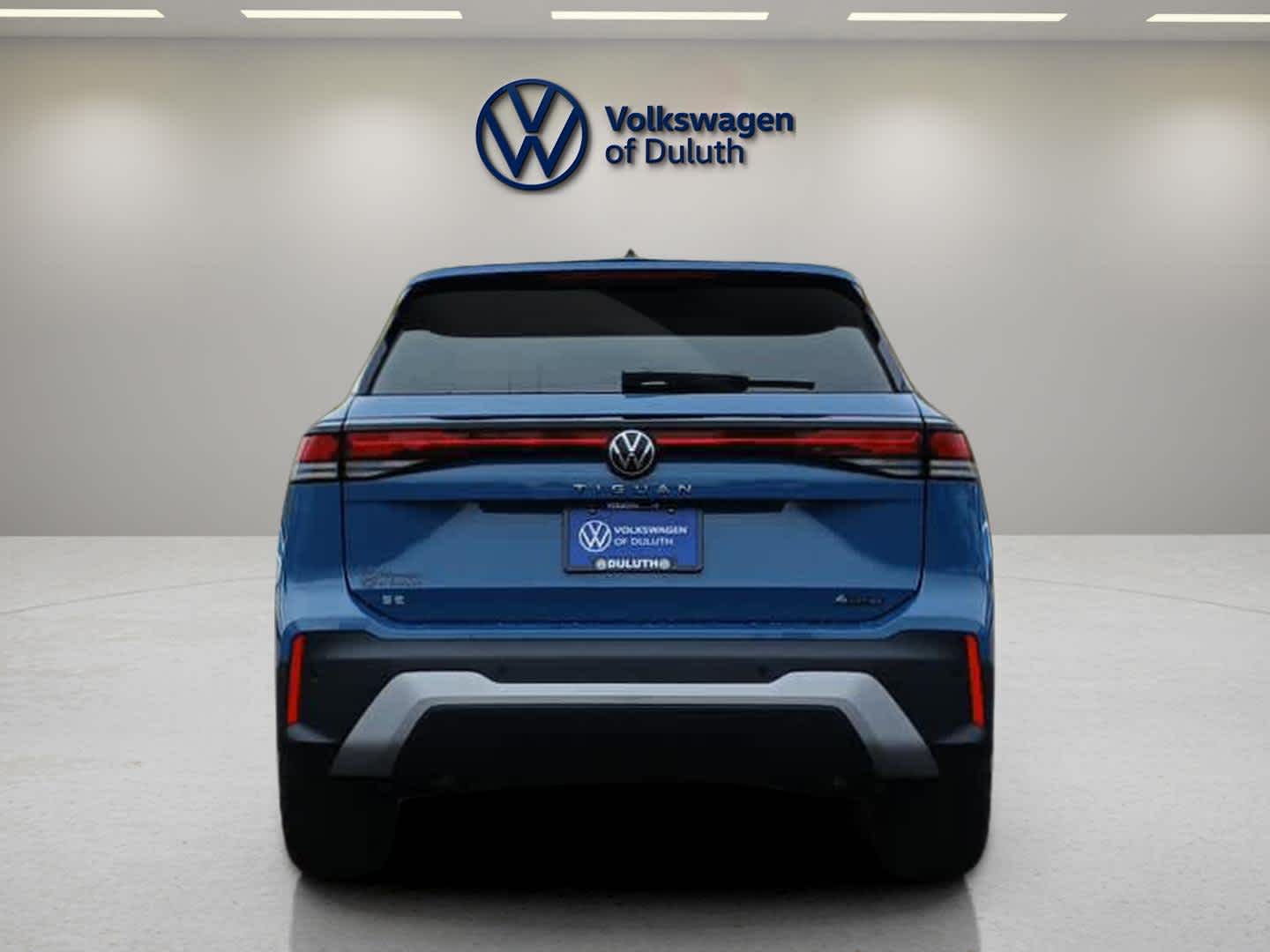 2025 Volkswagen Tiguan SE photo 4