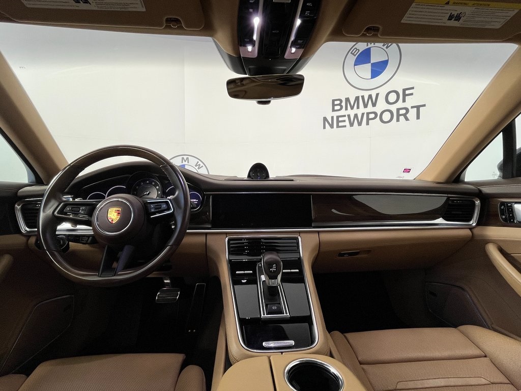 2021 Porsche Panamera 4S photo 9