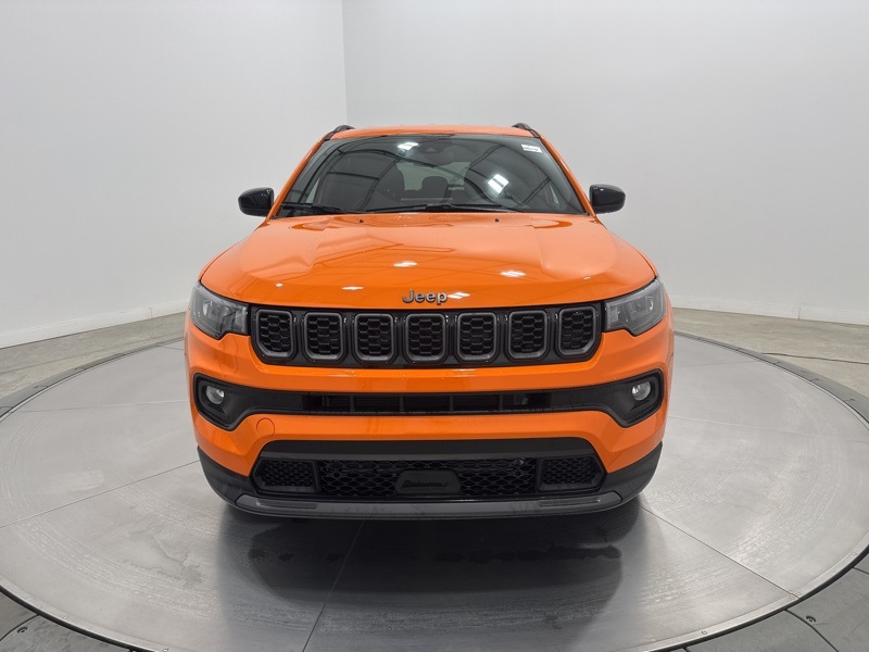 2026 Jeep Compass Latitude Altitude photo 2