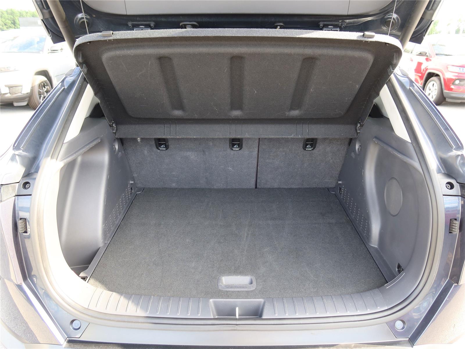 2024 Hyundai Kona Limited photo 4