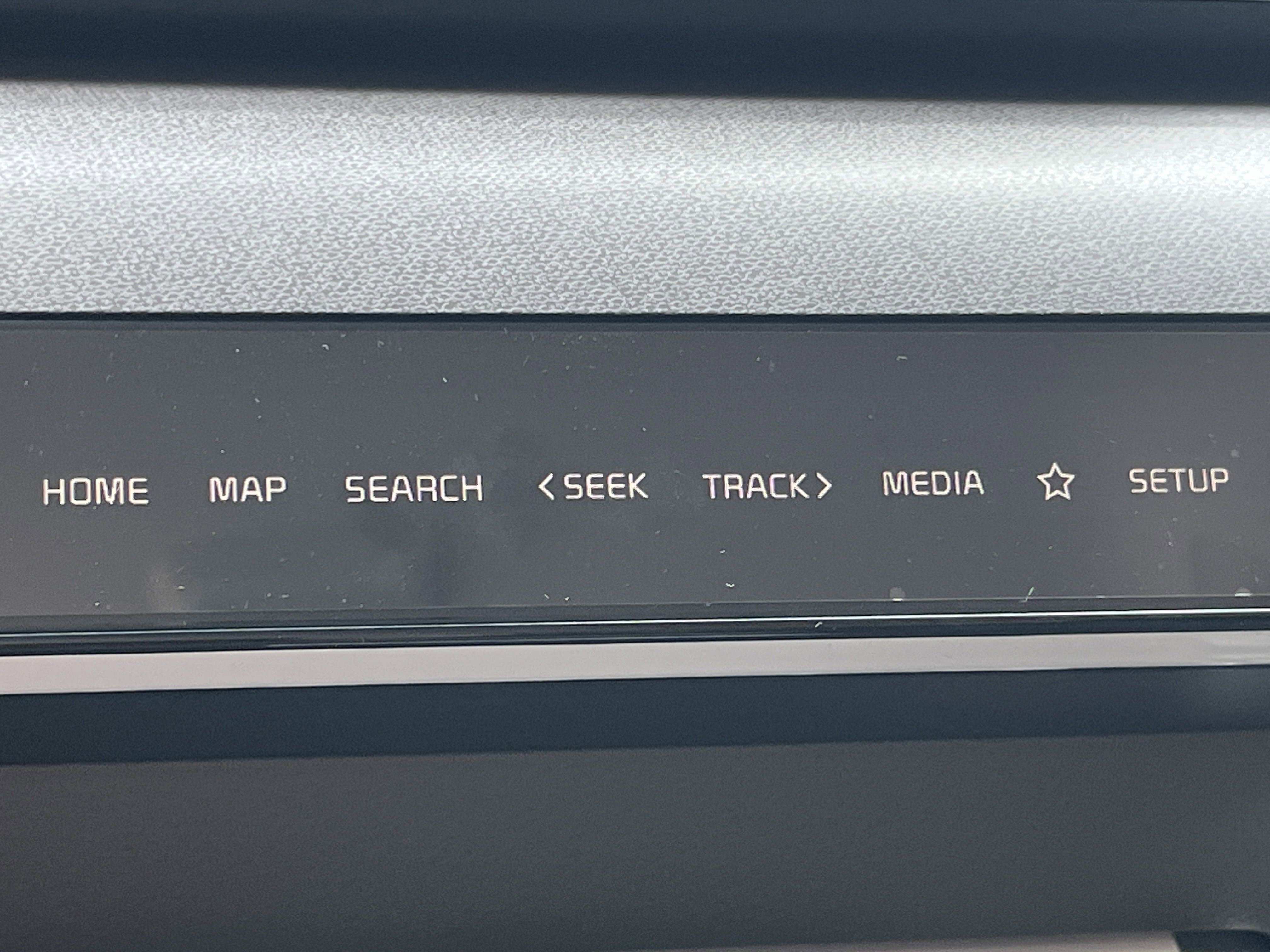 2026 Kia Carnival EX photo 3