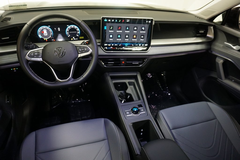 2025 Volkswagen Tiguan SE photo 10
