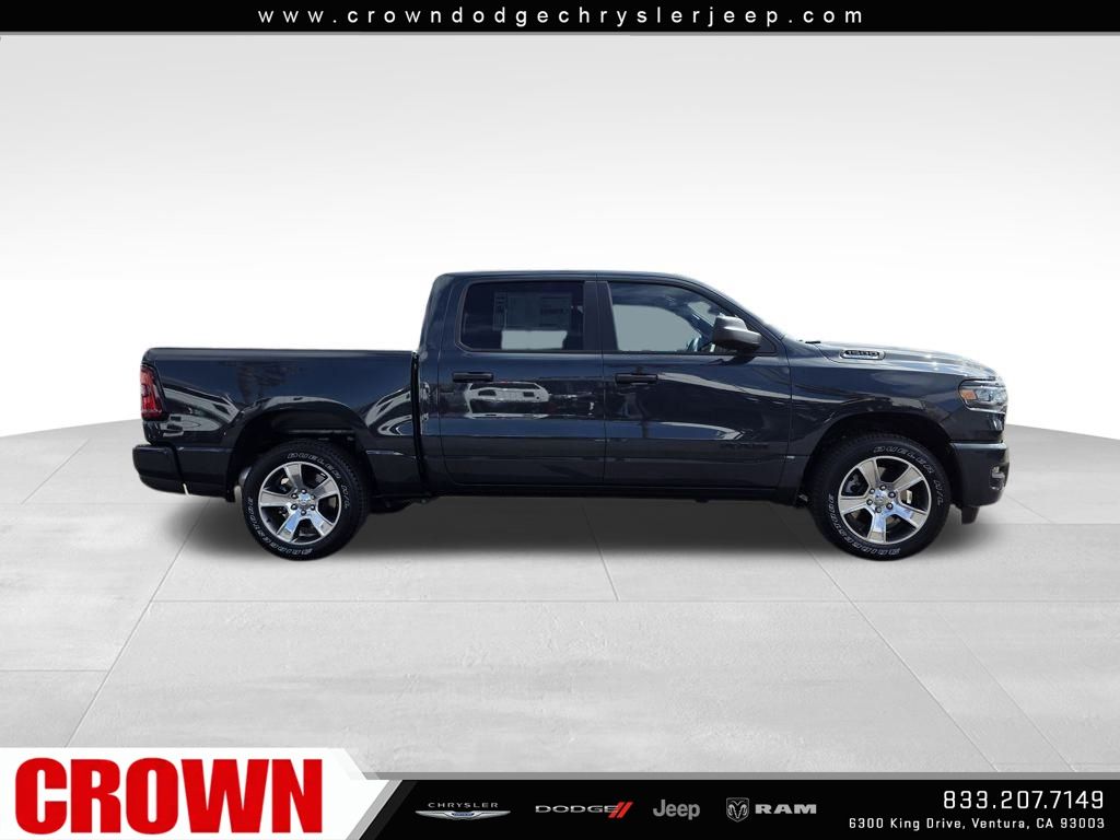 2025 Ram 1500 Tradesman photo 4