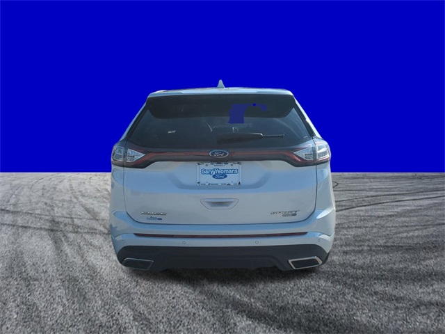 2016 Ford Edge Sport photo 3