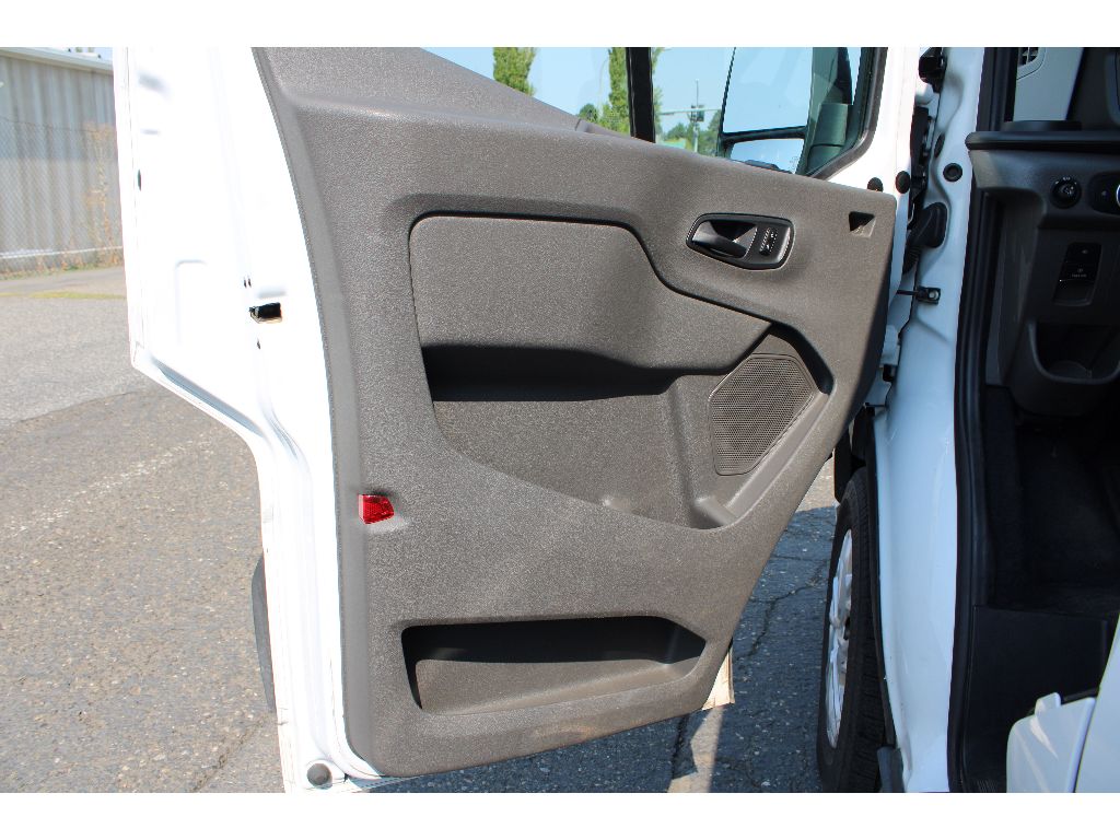 2021 Ford Transit XLT photo 8
