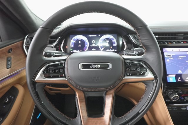 2025 Jeep Grand Cherokee L Summit Reserve photo 14