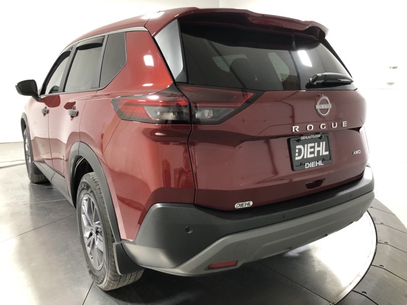 2023 Nissan Rogue S photo 5