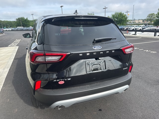 2025 Ford Escape Active photo 4