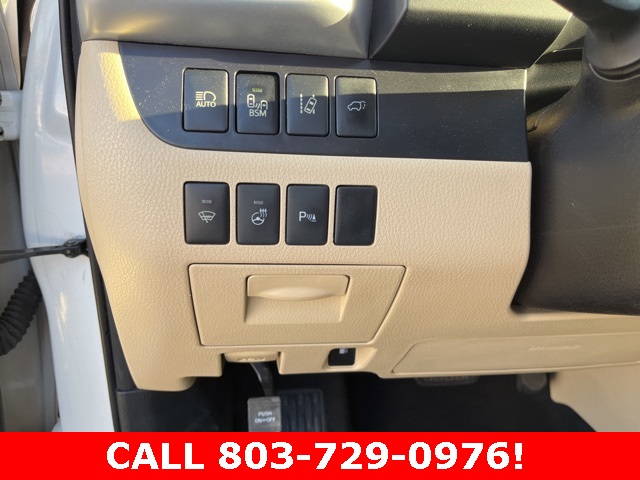 2016 Toyota Highlander Limited Platinum photo 33