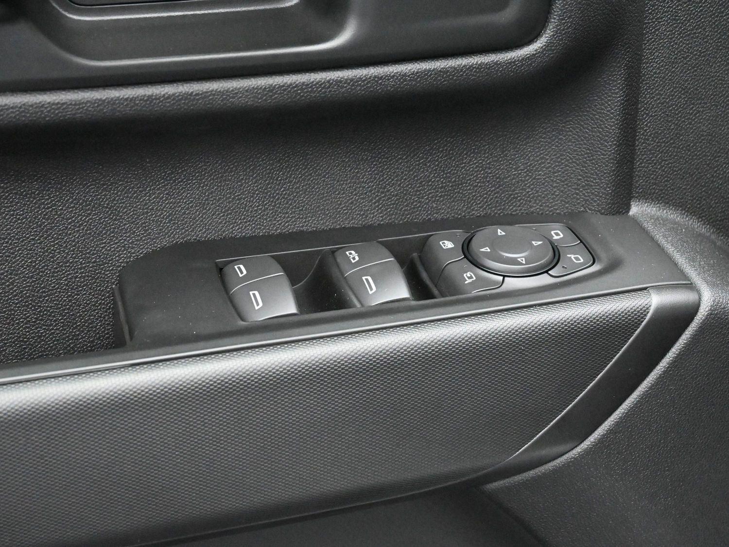 2025 Chevrolet Silverado 2500HD photo 12