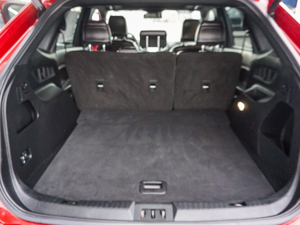 2022 Ford Edge ST photo 23