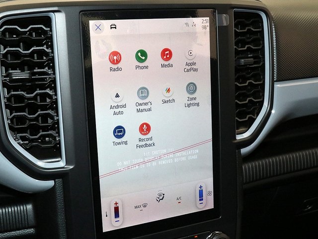 New 2025 Oxford White Ford XL image 17