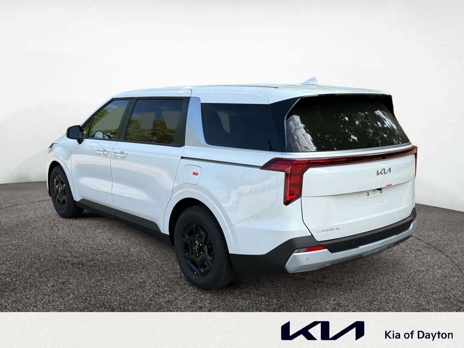 2026 Kia Carnival LX photo 3