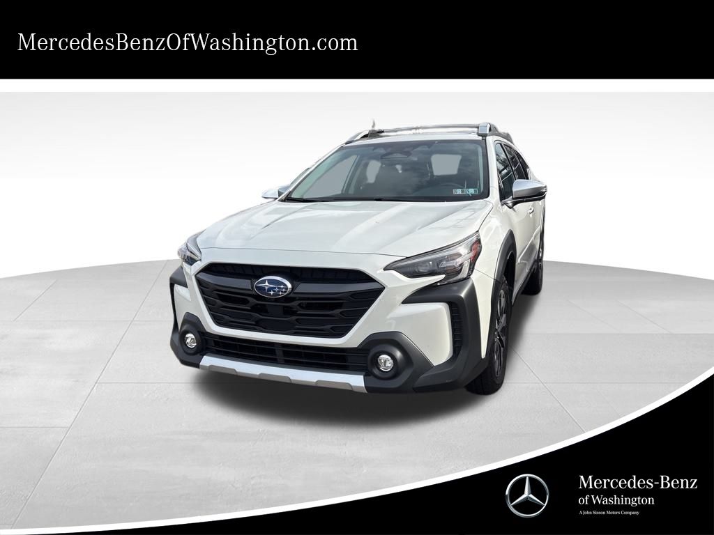 2023 Subaru Outback Touring's photo