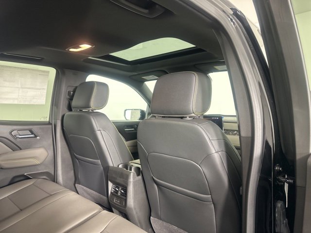 2026 Chevrolet Colorado ZR2 photo 13