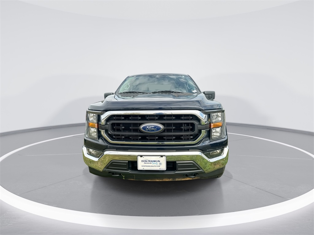 2023 Ford F-150 XLT photo 3