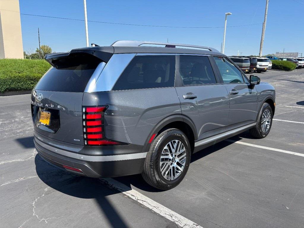 2026 Hyundai Palisade SEL photo 3