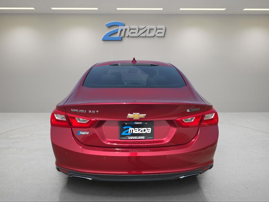 2017 Chevrolet Malibu Premier photo 4