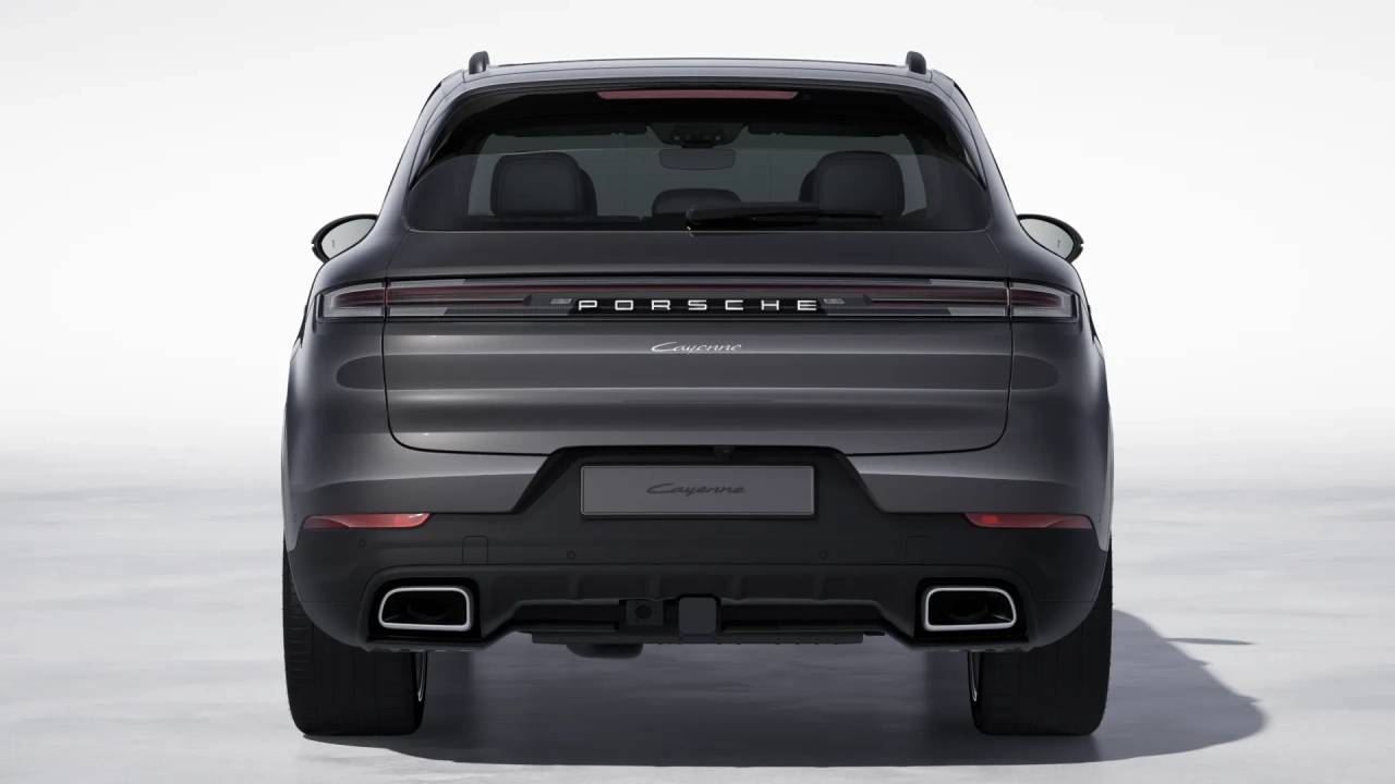 2026 Porsche Cayenne photo 8