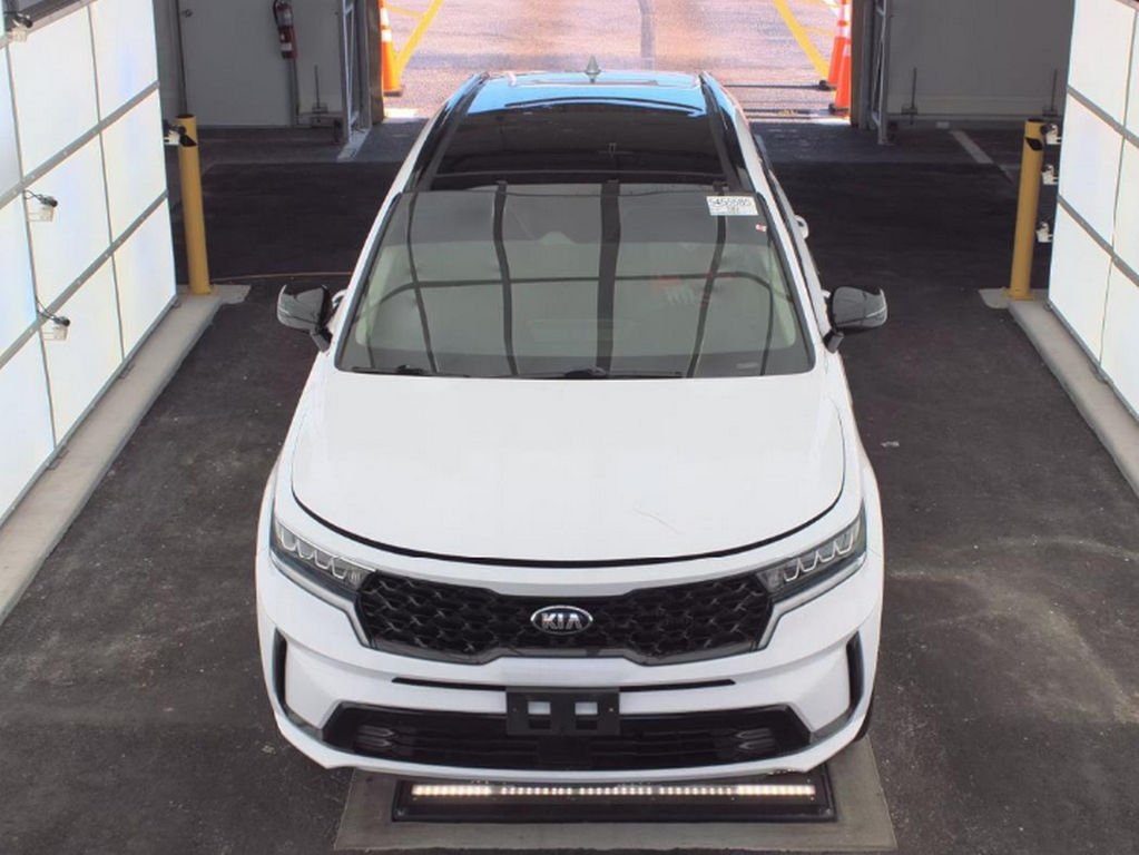 2021 Kia Sorento EX photo 2