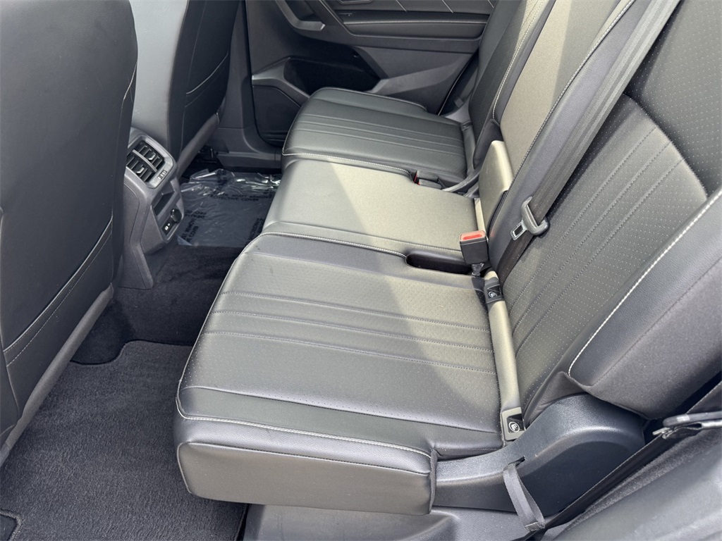 2022 Volkswagen Tiguan SE photo 10