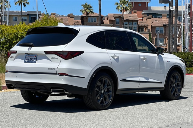2023 Acura MDX SH-AWD A-Spec photo 4