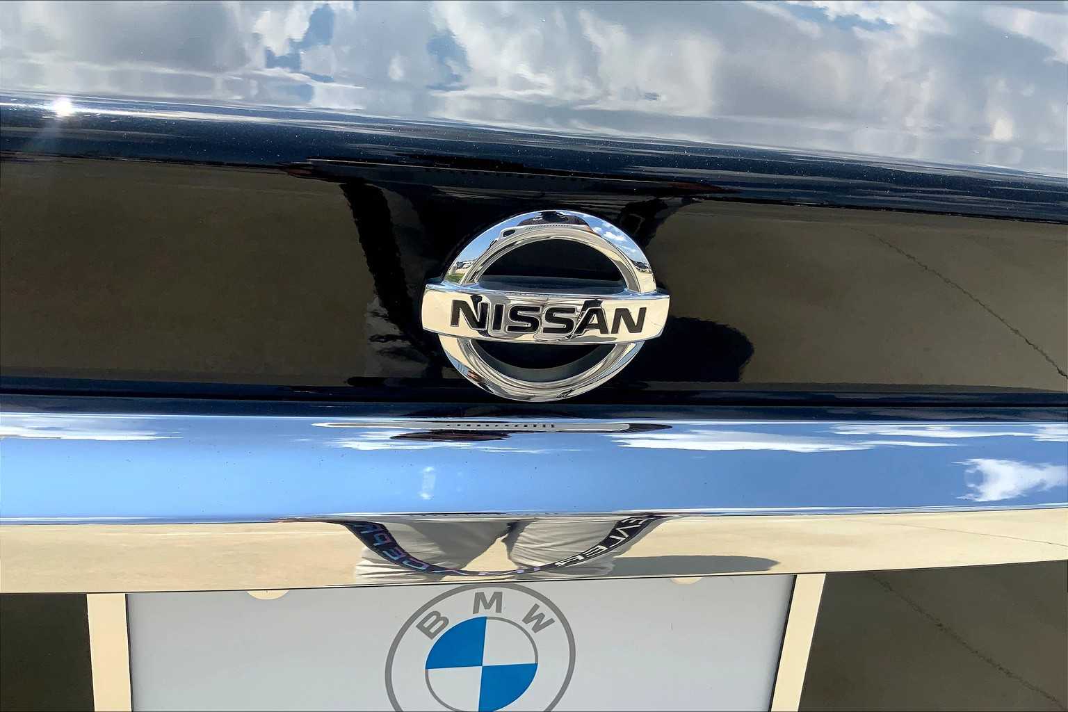 2020 Nissan Maxima Platinum photo 27