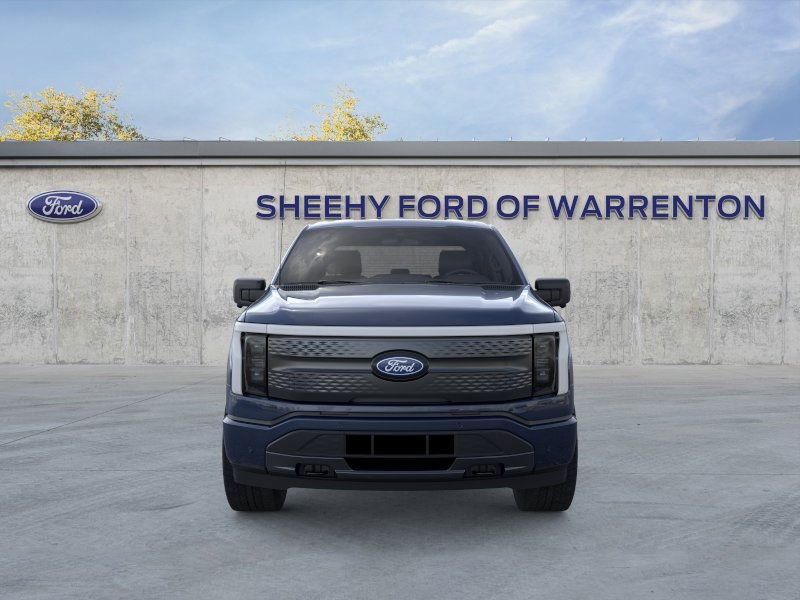 2025 Ford F-150 Lightning photo 2