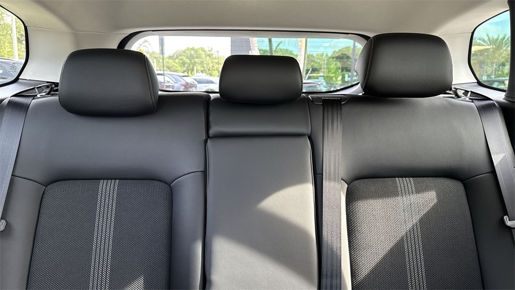 2025 Mazda CX-50 2.5 S Preferred photo 17