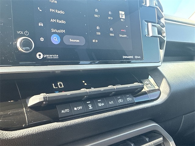 2022 Toyota Tundra SR5 CrewMax photo 17