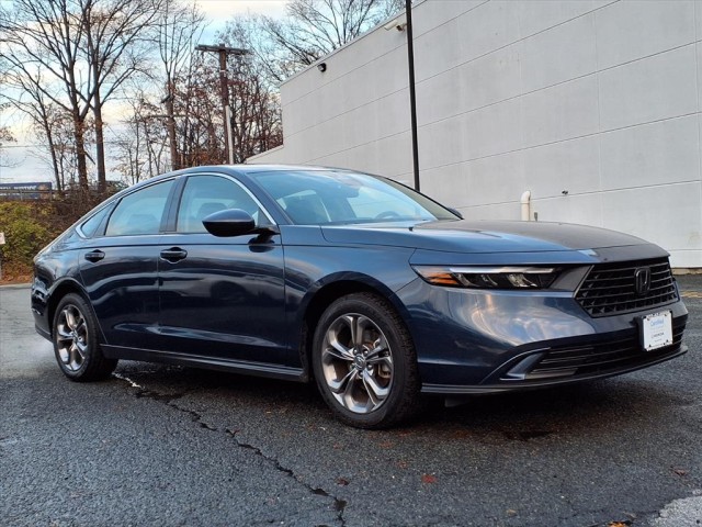 2024 Honda Accord EX's photo