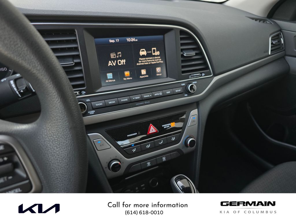 2018 Hyundai Elantra SEL photo 17