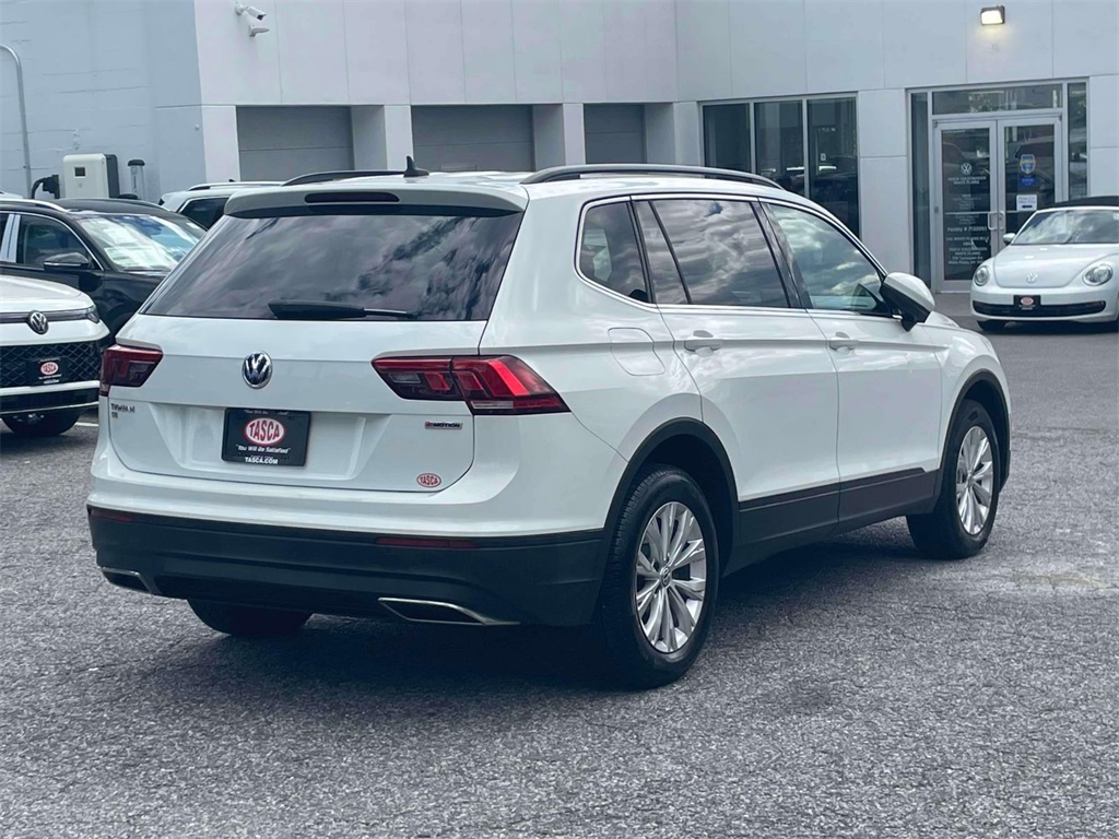 2019 Volkswagen Tiguan SE photo 2