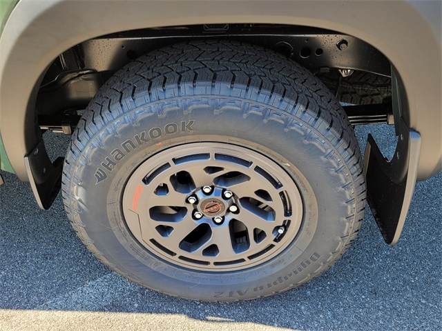 2026 Nissan Frontier Crew Cab PRO-4X photo 12