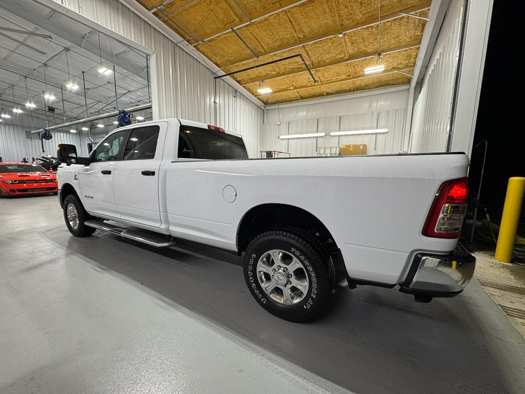 2024 Ram 3500 Big Horn photo 6